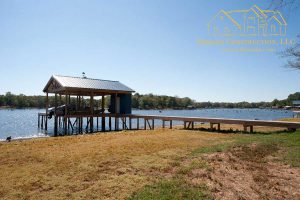 Easy Does It Boat Dock Image